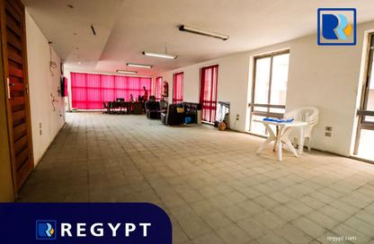 Office Space - Studio - 3 Bathrooms for rent in Al Laselky St. - El Laselky - New Maadi - Hay El Maadi - Cairo