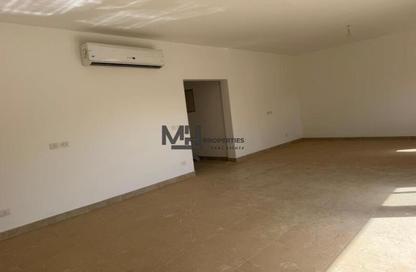 شقة - 3 غرف نوم - 3 حمامات للايجار في مون ريزيدنس - فيفث سكوير - التجمع الخامس - مدينة القاهرة الجديدة - القاهرة