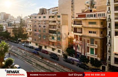 Apartment - 2 Bedrooms - 1 Bathroom for sale in Abdel Salam Aref St. - Glim - Hay Sharq - Alexandria