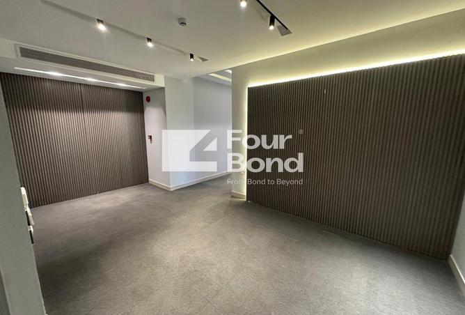 100367234 - Property Image 2