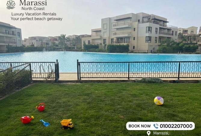 شاليه ارضي للايجار في مراسي بلانكا علي اللاجون   .