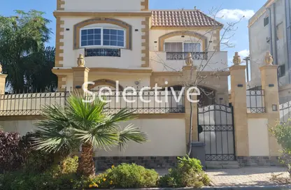 فيلا - 5 غرف نوم - 3 حمامات للبيع في زيزينيا جاردنز - امتداد المستثمرين الشمالية - مدينة القاهرة الجديدة - القاهرة