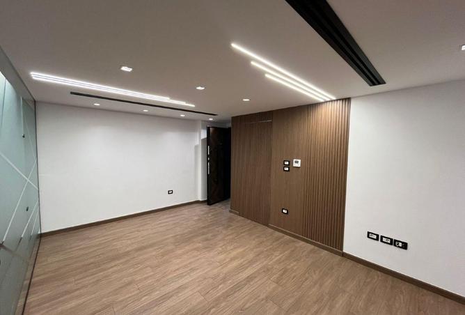 8713981 - Property Image 2