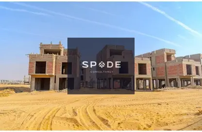 Villa - 4 Bedrooms - 4 Bathrooms for sale in Stei8ht - The 1st Settlement - New Cairo City - Cairo