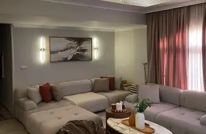 Apartment - 2 Bedrooms - 2 Bathrooms for sale in Al Gezira St. - South Investors Area - New Cairo City - Cairo