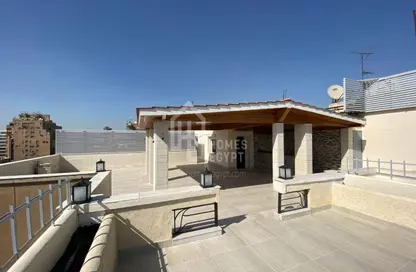 Penthouse - 4 Bedrooms - 3 Bathrooms for rent in Ibn Zinky St. - Zamalek - Cairo