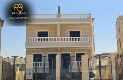 منزل مزدوج - 4 - 4 للبيع في كمبوندات 6 أكتوبر - مدينة 6 أكتوبر - الجيزة