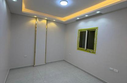 Apartment - 3 Bedrooms - 2 Bathrooms for sale in 3rd District - 6 October City - Giza Apartment - 3 Bedrooms - 2 Bathrooms for sale in 3rd District - 6 October City - Giza