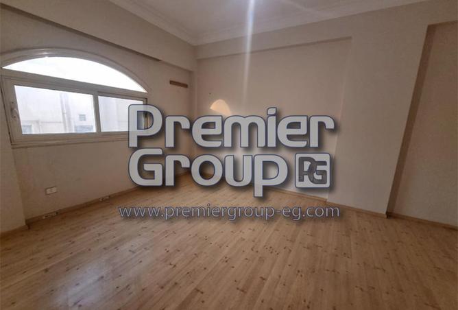 103765702 - Property Image 3