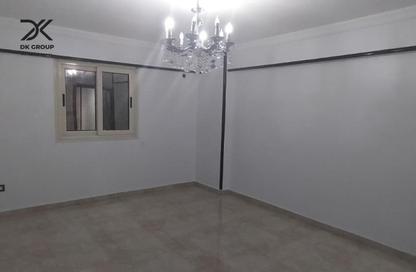 Apartment - 3 Bedrooms - 1 Bathroom for sale in El Mandara - Hay Than El Montazah - Alexandria