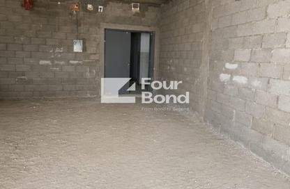 Office Space - Studio - 1 Bathroom for rent in Hyde Park Business District Mall - South Teseen St. - The 5th Settlement - New Cairo City - Cairo