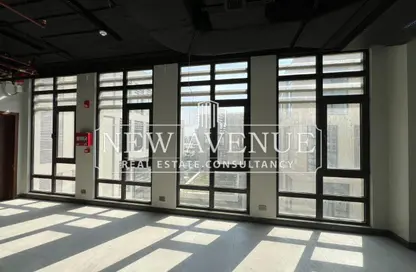 Office Space - Studio - 1 Bathroom for rent in District 5 - 5th Settlement Compounds - The 5th Settlement - New Cairo City - Cairo