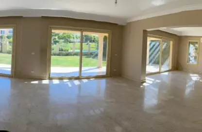 فيلا - 4 غرف نوم - 4 حمامات للايجار في ذا فيلا - كمبوندات القطامية - القطامية - مدينة القاهرة الجديدة - القاهرة