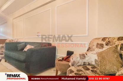 Apartment - 2 Bedrooms - 1 Bathroom for rent in Al Shohada Square St. - Smouha - Hay Sharq - Alexandria