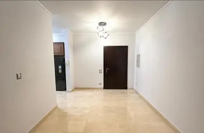 شقة - 1 حمام للايجار في فيلدج جيت - المستثمرين الجنوبية - مدينة القاهرة الجديدة - القاهرة