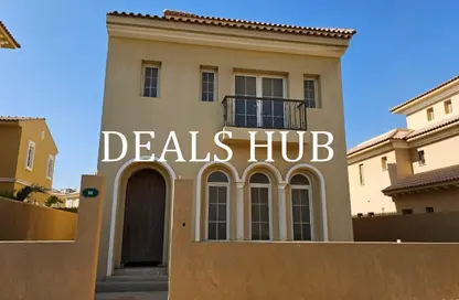 Villa - 5 Bedrooms - 5 Bathrooms for sale in Hyde Park - New Cairo City - Cairo