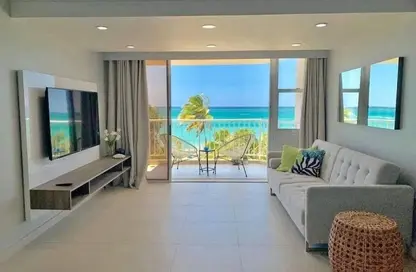 Chalet - 3 Bedrooms - 3 Bathrooms for sale in Koun - Ras Al Hekma - North Coast