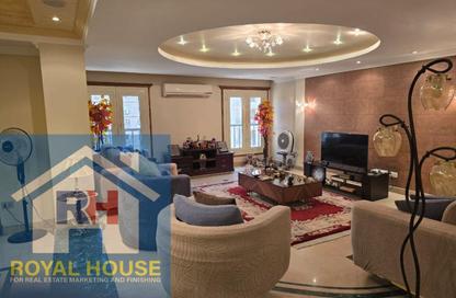 Apartment - 3 Bedrooms - 3 Bathrooms for sale in Shams Al Din Al Zahaby St. - Ard El Golf - Heliopolis - Masr El Gedida - Cairo