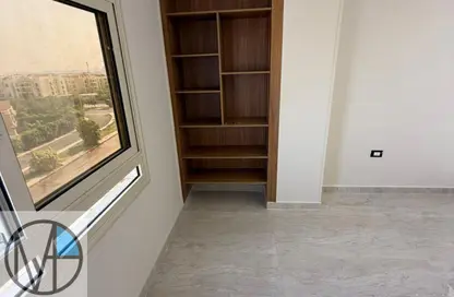 شقة - 2 غرف نوم - 2 حمامات للبيع في شارع الجزيرة - المستثمرين الجنوبية - مدينة القاهرة الجديدة - القاهرة