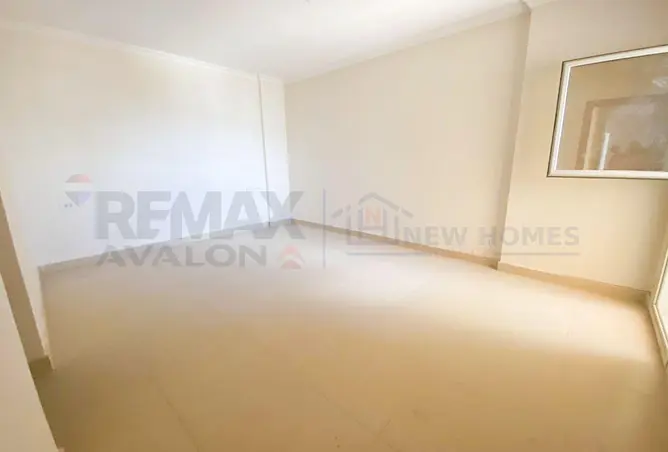 84775930 - Property Image 3
