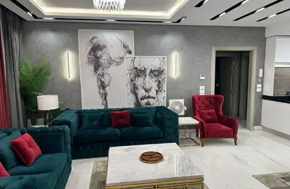 Apartment - 2 Bedrooms - 2 Bathrooms for sale in Lake View Residence - 5th Settlement Compounds - The 5th Settlement - New Cairo City - Cairo