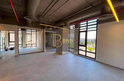 Office Space - Studio - 2 Bathrooms for rent in District 5 - 5th Settlement Compounds - The 5th Settlement - New Cairo City - Cairo