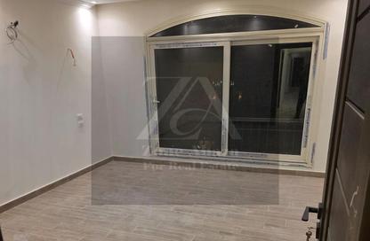 Apartment - 4 Bedrooms - 3 Bathrooms for rent in Stone Residence - 5th Settlement Compounds - The 5th Settlement - New Cairo City - Cairo