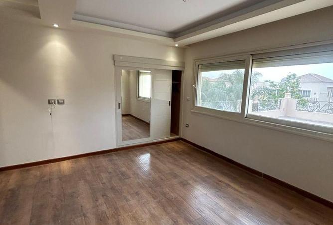 74042952 - Property Image 2