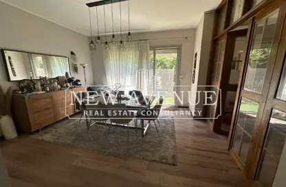 دوبلكس - 3 غرف نوم - 3 حمامات للبيع في فيلدج جيت - المستثمرين الجنوبية - مدينة القاهرة الجديدة - القاهرة