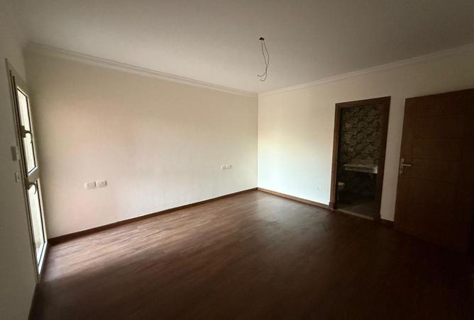 80791853 - Property Image 3