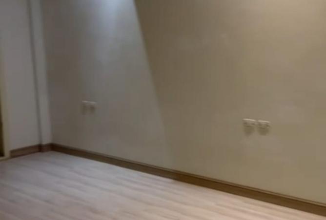 100644825 - Property Main Image