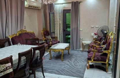 Apartment - 3 Bedrooms - 1 Bathroom for sale in 11th District - Sheikh Zayed City - Giza