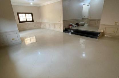 Office Space - 2 Bedrooms - 2 Bathrooms for rent in Al Narges 4 - Al Narges - New Cairo City - Cairo