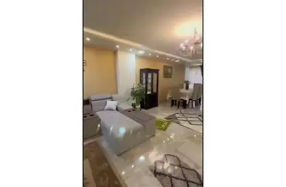 شقة - 3 غرف نوم - 2 حمامات للايجار في زهراء المعادي - حي المعادي - القاهرة