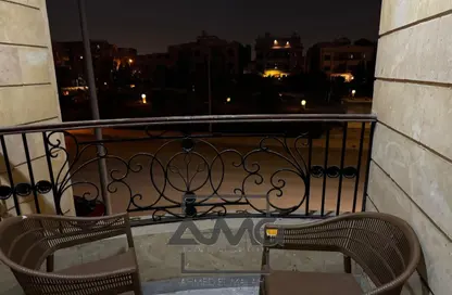 شقة - 3 غرف نوم - 2 حمامات للايجار في شارع دكتور ياسين عبد الغفار - المنطقة ج - حى جنوب الاكايمية - مدينة القاهرة الجديدة - القاهرة