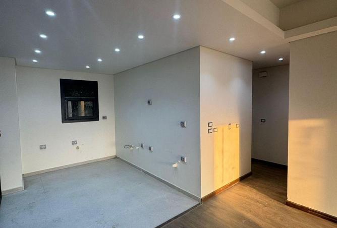 66701492 - Property Image 2