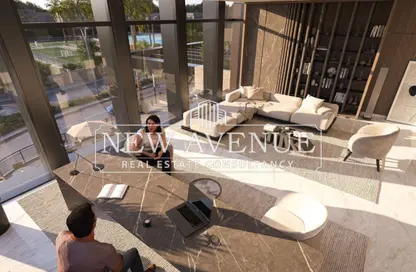 مساحات مكتبية - 3 غرف نوم - 1 حمام للبيع في وان جولدن سكوير مول - التجمع الخامس - مدينة القاهرة الجديدة - القاهرة