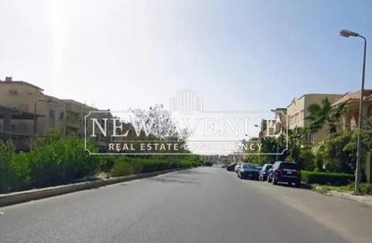 Duplex - 4 Bedrooms - 3 Bathrooms for sale in Doctor Yassin Abdel Ghaffar St. - Area C - Ganoob El Acadimia - New Cairo City - Cairo