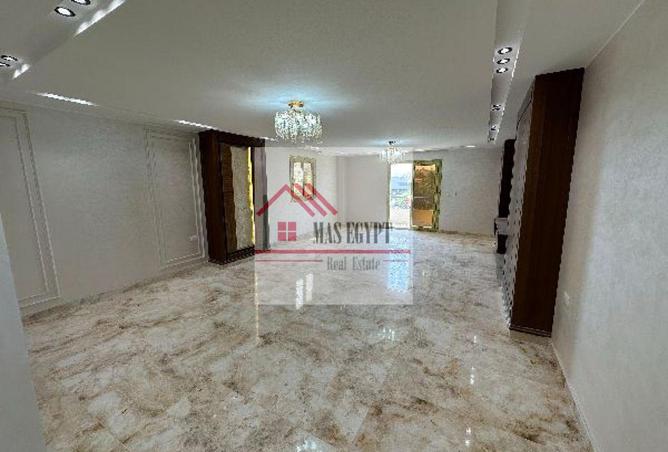 8592952 - Property Image 2