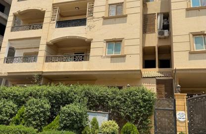 Apartment - 3 Bedrooms - 2 Bathrooms for sale in South Lotus - El Lotus - New Cairo City - Cairo