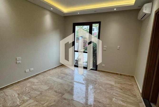 8610912 - Property Image 2