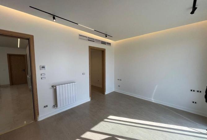 52453150 - صورة العقار 3