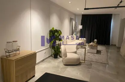 شقة - 2 غرف نوم - 2 حمامات للبيع في جاليريا  مون فالى - المستثمرين الجنوبية - مدينة القاهرة الجديدة - القاهرة