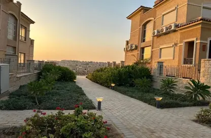 Villa - 6 Bedrooms - 5 Bathrooms for sale in Stone Park - 5th Settlement Compounds - The 5th Settlement - New Cairo City - Cairo