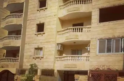 Apartment - 3 Bedrooms - 2 Bathrooms for sale in Gate 1 - Khofo - Hadayek El Ahram - Giza
