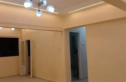 Apartment - 2 Bedrooms - 2 Bathrooms for sale in Mohamed Hassanein Heikal St. - 6th Zone - Nasr City - Cairo