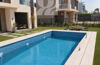 Villa - 4 Bedrooms - 3 Bathrooms for sale in Sodic East - 6th District - New Heliopolis - Cairo