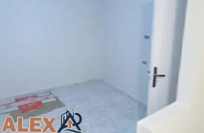 شقة - 2 - 1 للايجار في شارع خليل المصري - كفر عبده - رشدي - حي شرق - الاسكندرية