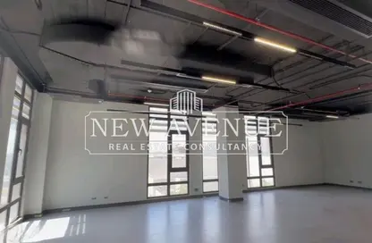 Office Space - Studio - 1 Bathroom for rent in District 5 - 5th Settlement Compounds - The 5th Settlement - New Cairo City - Cairo