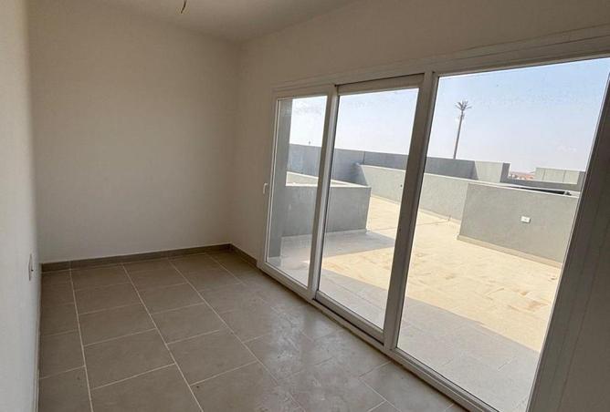 72173730 - Property Image 3